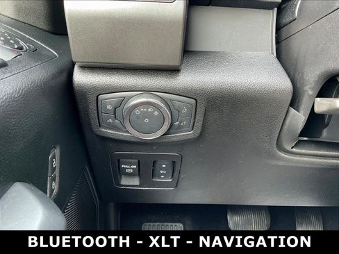 Used 2018 Ford F150 XLT w/ Equipment Group 302A Luxury AWD/4WD image 16