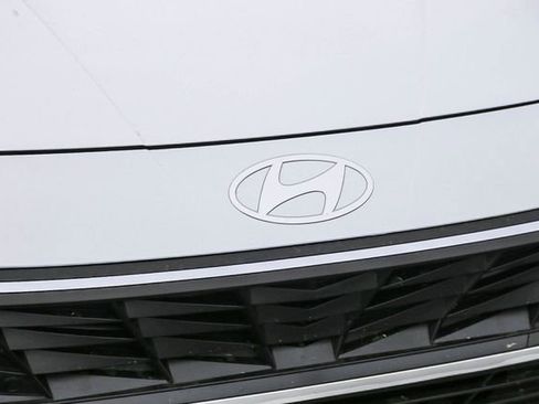 New 2026 Hyundai Elantra SE FWD image 6