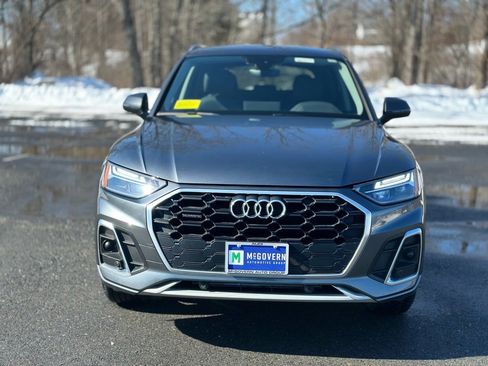 Used 2023 Audi Q5 2.0T Premium w/ Convenience Package image 10
