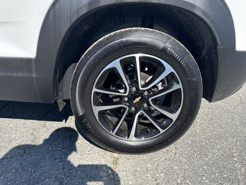 Used 2025 Chevrolet TrailBlazer LT image 27