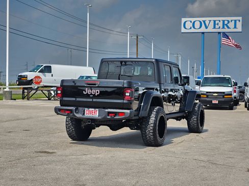 Used 2025 Jeep Gladiator Rubicon AWD/4WD image 7