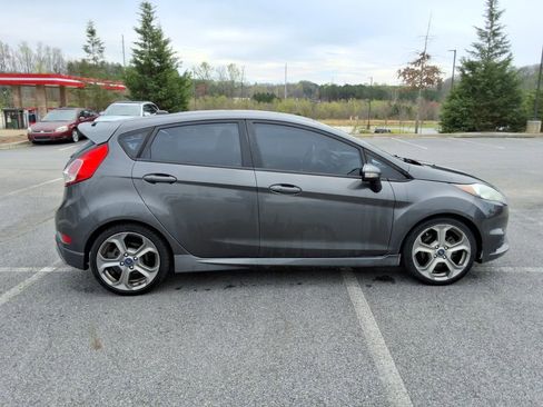 Used 2016 Ford Fiesta ST w/ ST Recaro Package image 4
