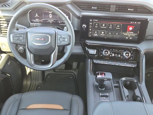 Used 2025 GMC Sierra 1500 AT4 w/ AT4 Premium Package image 29