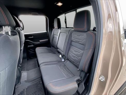 Used 2024 Nissan Frontier Pro-X w/ Pro Convenience Package RWD image 19