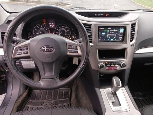 Used 2012 Subaru Outback 2.5i image 14