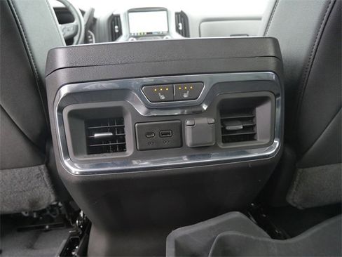 Used 2023 GMC Sierra 2500 SLT w/ SLT Premium Package image 16
