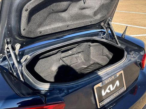 Used 2018 FIAT 124 Spider Abarth w/ Convenience Group image 16