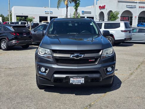 Used 2017 Chevrolet Colorado Z71 RWD image 2