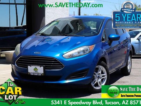 Used 2019 Ford Fiesta SE FWD image 1