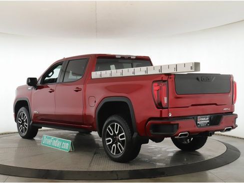 Used 2022 GMC Sierra 1500 AT4 w/ AT4 Premium Package image 8