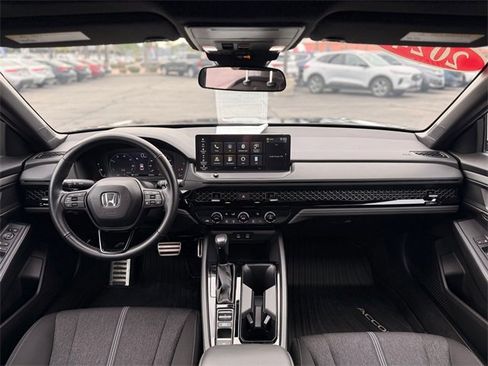 Used 2024 Honda Accord Sport image 17