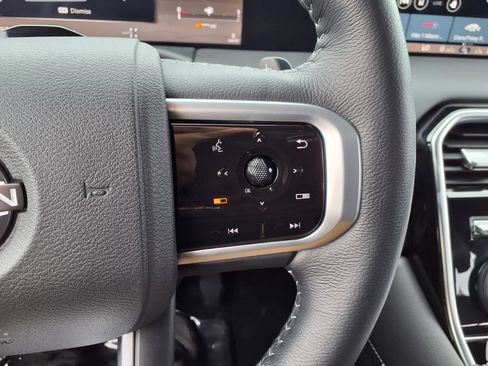 Used 2026 Nissan Armada SL AWD/4WD image 15