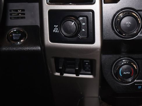 Certified 2019 Ford F250 Lariat w/ Lariat Ultimate Package image 31