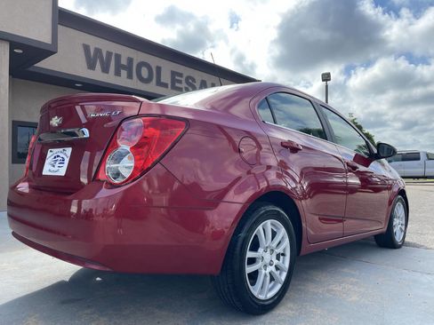 Used 2016 Chevrolet Sonic LT w/ Wheels and Fog Lamp Package FWD image 7