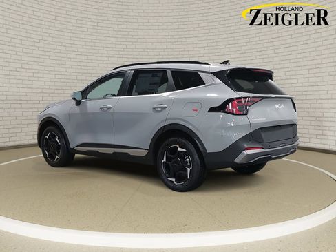 New 2026 Kia Sportage EX image 7