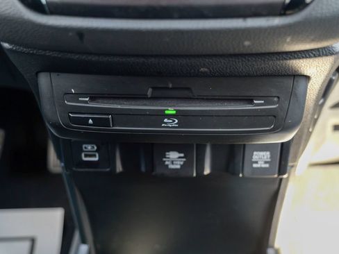 Used 2023 Honda Odyssey Touring image 51