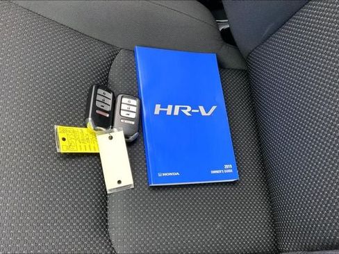 Used 2019 Honda HR-V EX image 14