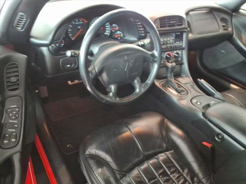 Used 2001 Chevrolet Corvette Coupe RWD image 18