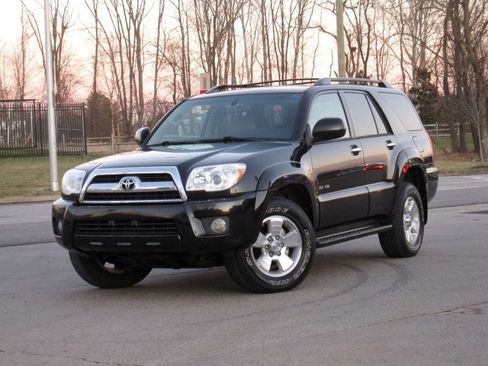 Used 2006 Toyota 4Runner SR5 image 3