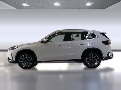 New 2026 BMW X1 xDrive28i w/ Convenience Package AWD/4WD image 2