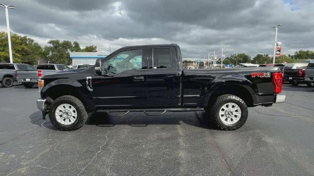 Used 2022 Ford F250 XLT AWD/4WD image 5