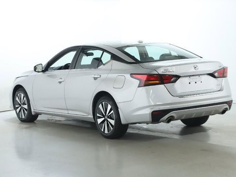 Used 2021 Nissan Altima 2.5 SV w/ SV Premium Package image 40