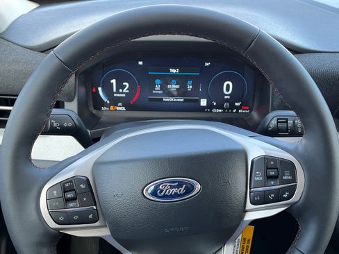 New 2026 Ford Explorer Active w/ Active Comfort Package image 19