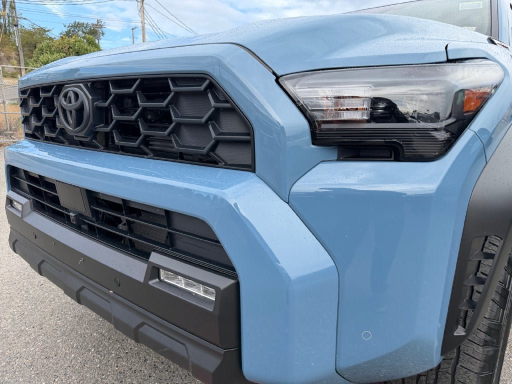 Used 2025 Toyota 4Runner TRD Off-Road AWD/4WD image 33