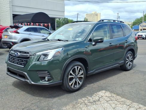 Used 2023 Subaru Forester Limited AWD/4WD image 8