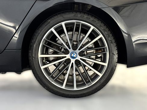 Certified 2023 BMW 530e image 12