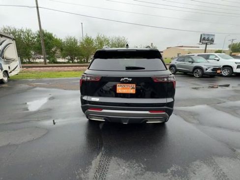 Used 2026 Chevrolet Equinox ACTIV w/ Convenience Package III AWD/4WD image 7