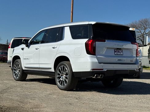 New 2026 GMC Yukon Denali w/ Denali Reserve Package image 5