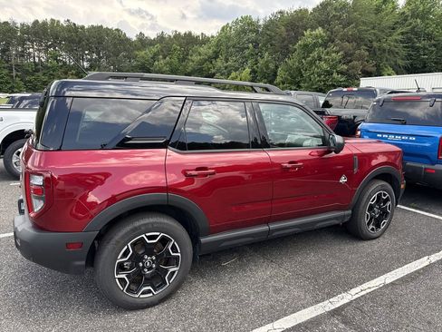 Used 2025 Ford Bronco Sport Outer Banks w/ Outer Banks Tech Package+ AWD/4WD image 8