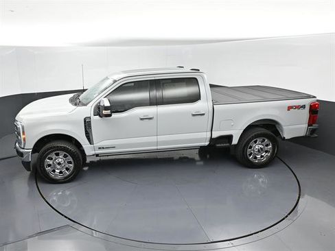 Used 2025 Ford F250 Lariat w/ Lariat Ultimate Package AWD/4WD image 41