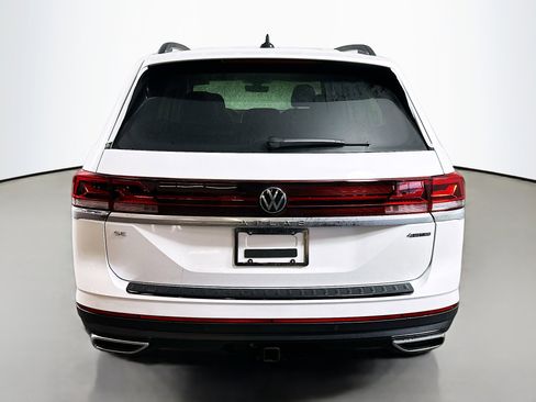 New 2026 Volkswagen Atlas SE image 6