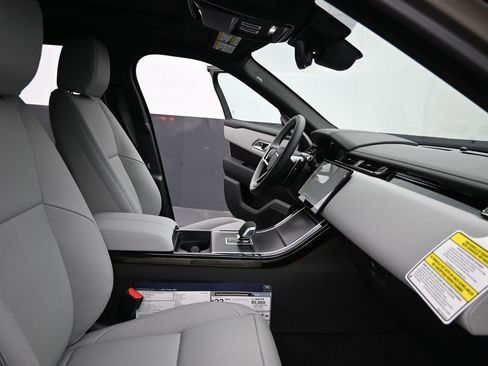 New 2026 Land Rover Range Rover Velar Dynamic SE AWD/4WD image 5