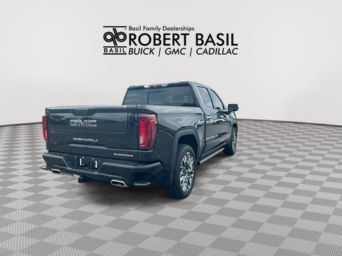 Used 2024 GMC Sierra 1500 Denali Ultimate AWD/4WD image 8