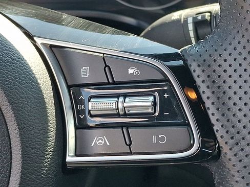 Used 2023 Kia Forte GT-Line image 23