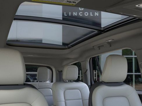 New 2025 Lincoln Aviator 2WD w/ Jet Appearance Package image 22