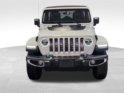 Certified 2022 Jeep Wrangler Unlimited Sahara w/ LED Lighting Group AWD/4WD image 20