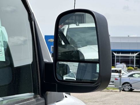 New 2025 Chevrolet Express 3500 Work Van w/ Driver Convenience Package image 30