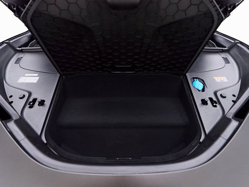 Used 2025 Lotus Eletre image 26