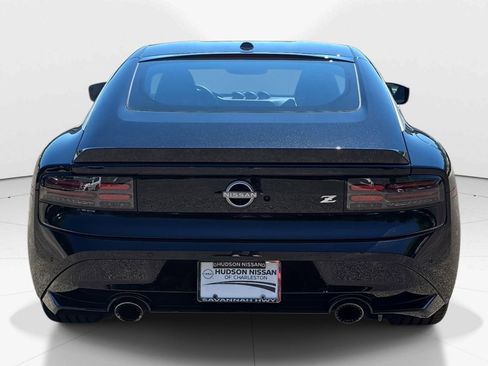 Used 2025 Nissan Z Performance w/ Floor Mat Package RWD image 5