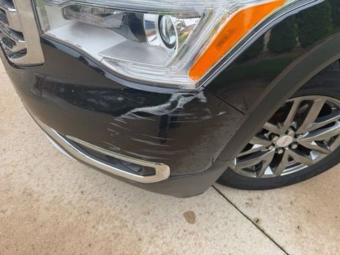 Used 2018 GMC Acadia SLT AWD/4WD image 4