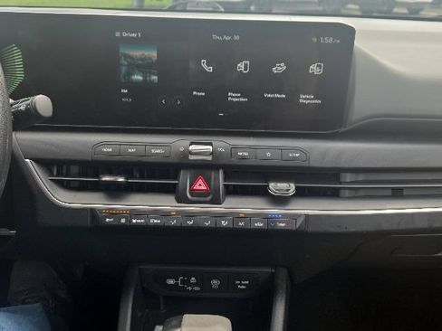 Used 2025 Kia K4 FWD image 23
