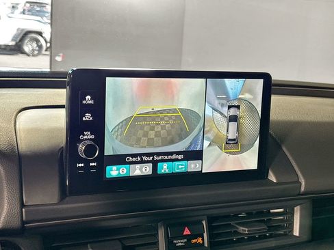 Certified 2025 Honda Pilot TrailSport image 17