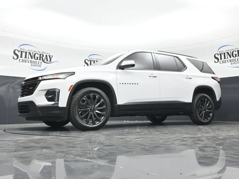 Used 2023 Chevrolet Traverse RS FWD image 31