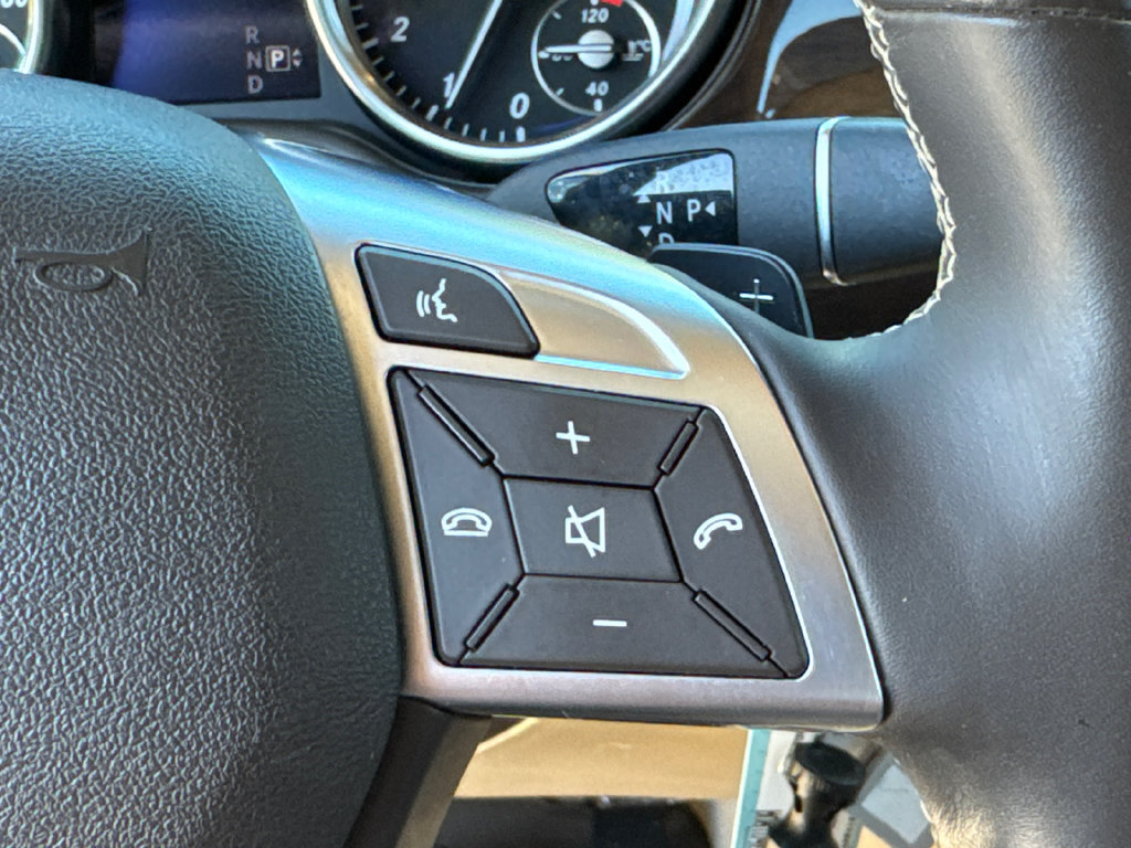Used 2015 Mercedes-Benz GL 450 4MATIC image 26