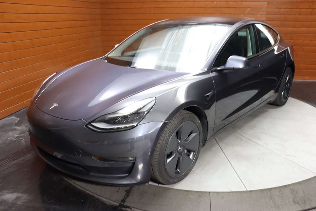 Used 2023 Tesla Model 3 Standard Range RWD image 6