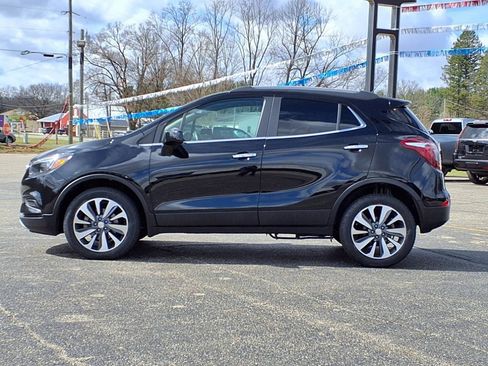 Used 2022 Buick Encore Preferred w/ Safety Package image 5